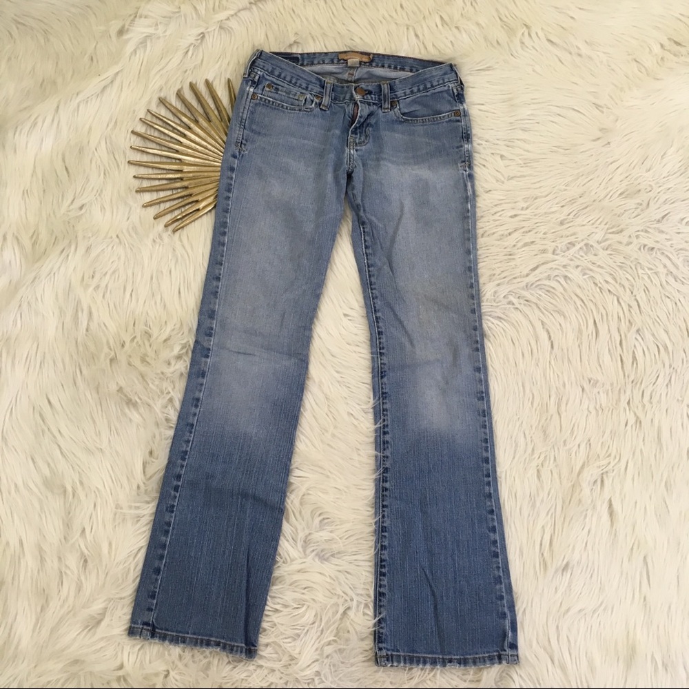 👖SOLD👖Abercrombie Fitch Distressed Boot Cut Jean - Picture 2 of 7